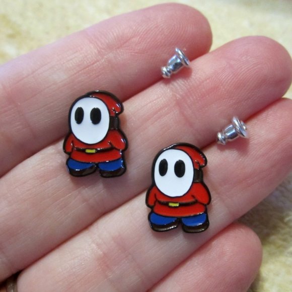 Shy Guy Earrings~Hypoallergenic - Picture 2 of 5